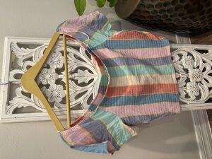 Colorful O’Neill top.